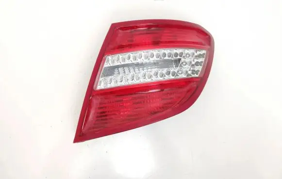 Mercedes-Benz C W204 Rear/tail lights 2048204064