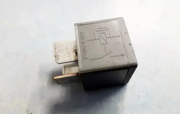 Ford Mondeo Mk III Other relay F80B14B192AA F80B-14B192-AA