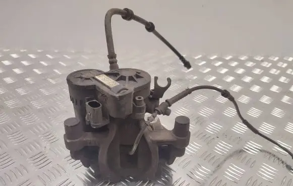 BMW 2 F45 Rear brake caliper 6798958 34216860006 34206883026