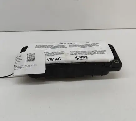 Volkswagen Golf VII Passenger airbag 8V0880204E