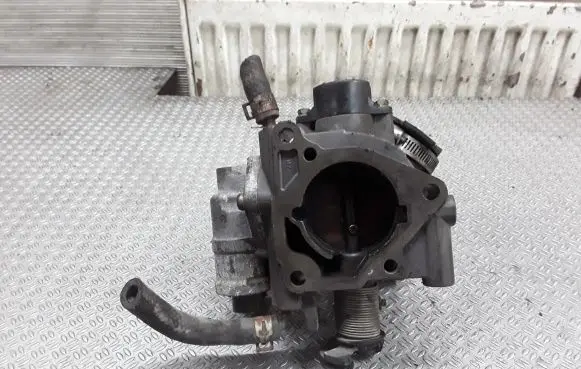 Mazda 3 I Throttle valve 1985001260