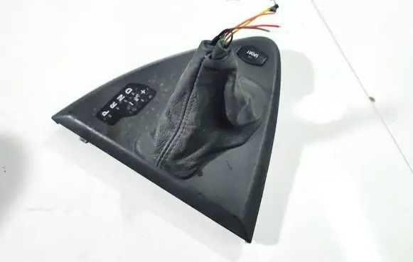 BMW 6 E63 E64 Gear shifter surround trim plastic 90120454