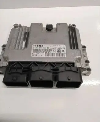 Citroen C4 II Engine ECU kit and lock set 9677031180 9666729580 0281017862