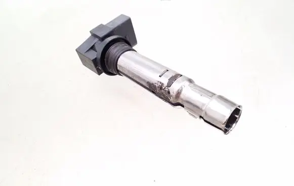 Volkswagen Polo High voltage ignition coil 036905715C