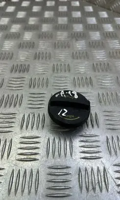 KIA Sportage Oil filler cap 