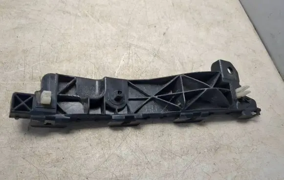 Hyundai ix35 Front bumper mounting bracket 865142Y000