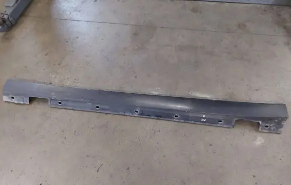 Mercedes-Benz E W212 Sill A2126900140