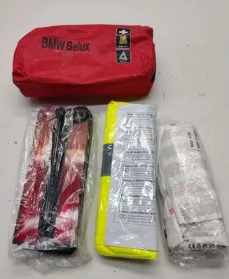BMW 3 G20 G21 First aid kit 27R043564