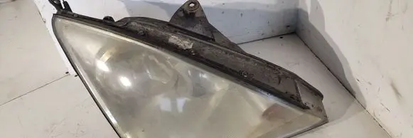 Ford Focus Headlight/headlamp