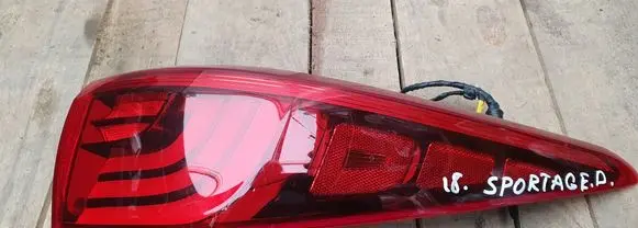 KIA Sportage Rear/tail lights 92402F11