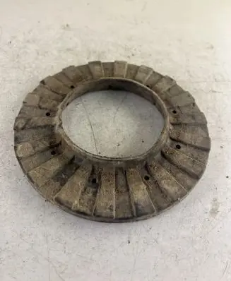 Jeep Cherokee III KJ Rear coil spring rubber mount 