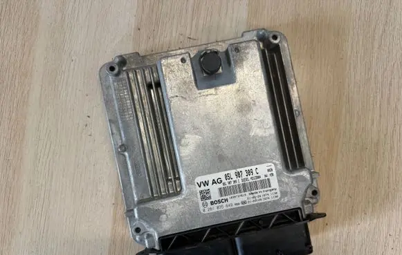 Volkswagen Caddy Engine control unit/module 05L907309C