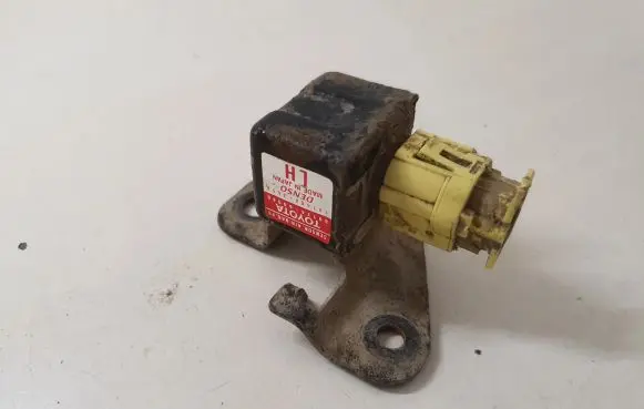 Toyota Land Cruiser (HDJ90) Airbag deployment crash/impact sensor 8917460040
