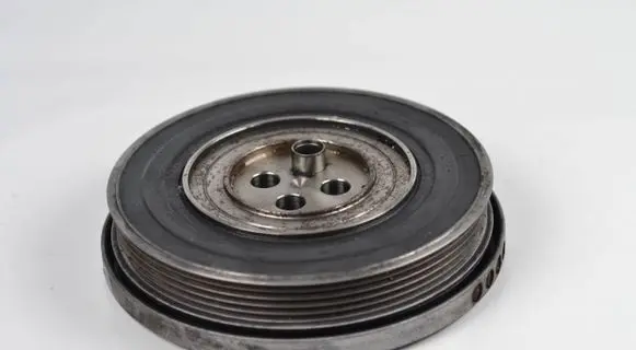 Mercedes-Benz A W176 Crankshaft pulley A6510353112