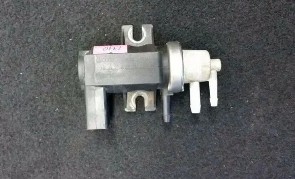 Volkswagen Transporter - Caravelle T5 Vacuum valve 1J0906622B