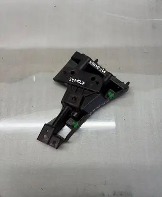 Volvo V60 Front bumper mounting bracket 31425464