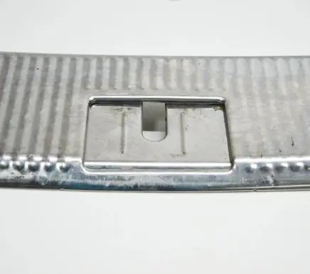 Volkswagen Touareg I Trunk/boot sill cover protection 7L6863459B