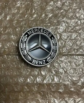 Mercedes-Benz CLA C118 X118 Manufacturer badge logo/emblem A0008176203