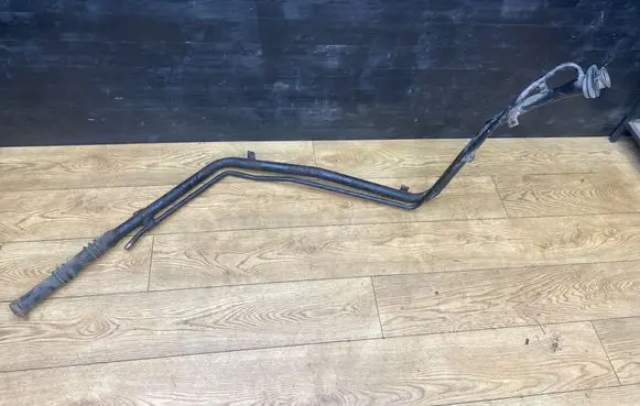 Honda Civic Fuel tank filler neck pipe