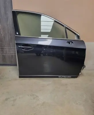 Subaru Outback Front door 