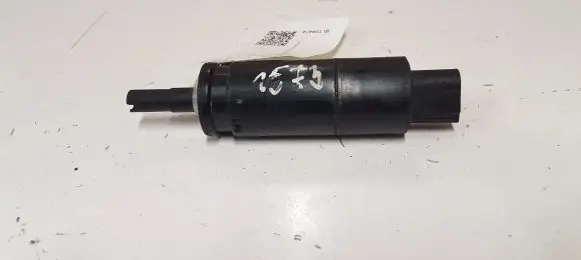 Skoda Superb B6 (3T) Headlight washer pump 3B7955681