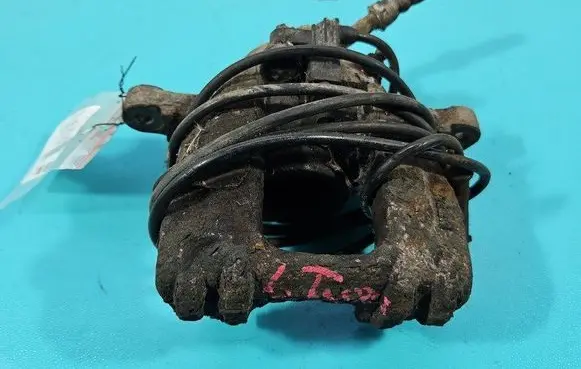 Rear brake caliper