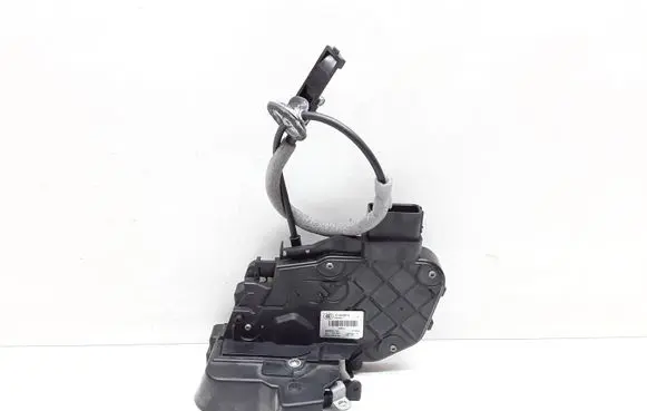Volvo V70 Front door lock 31253674