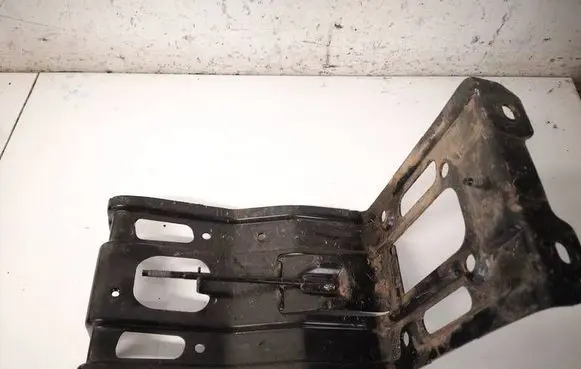 Tesla Model S Battery bracket 
