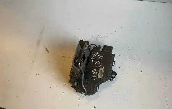 Audi A6 S6 C5 4B Front door lock 4B1837015G