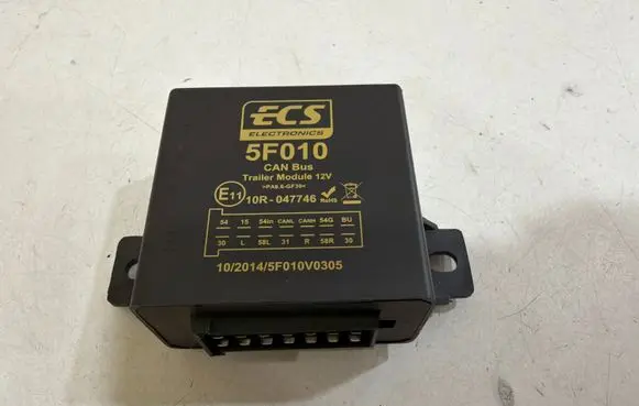 Volkswagen Touran I Tow bar trailer control unit/module 5F010
