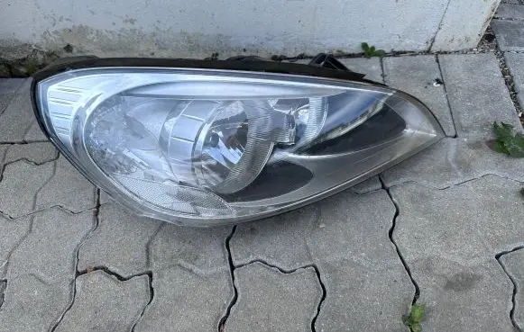Volvo S60 Headlight/headlamp