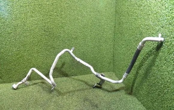 Renault Trafic III (X82) Air conditioning (A/C) pipe/hose 93868381 924804190R