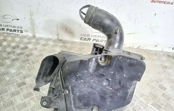 Volvo V50 Engine control unit box 3M5112A659