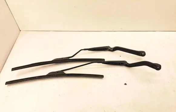 Volvo S70 V70 V70 XC Front wiper blade arm 9169315 9178855