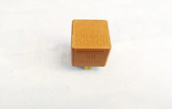 Saab 9-3 Ver2 Other relay 0332209136 90491314