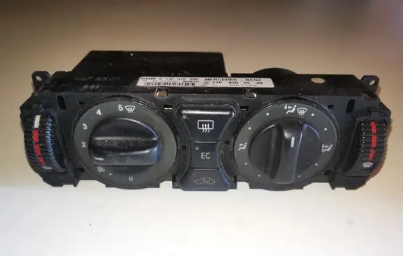 Mercedes-Benz E W210 Climate control unit 2108302085 9140010258