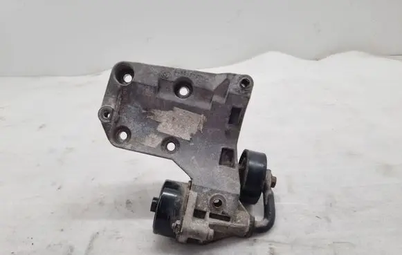 BMW 5 E39 A/C compressor mount bracket 7786194 64557786194 64557788684