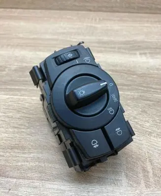 BMW 1 E81 E87 Light switch 6932798