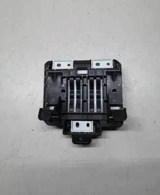 Mercedes-Benz C W204 GPS navigation control unit/module A1729009302 A2049026102 A2049015902