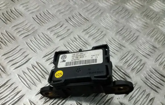 Audi A3 S3 A3 Sportback 8P ESP acceleration yaw rate sensor 1K0907655C