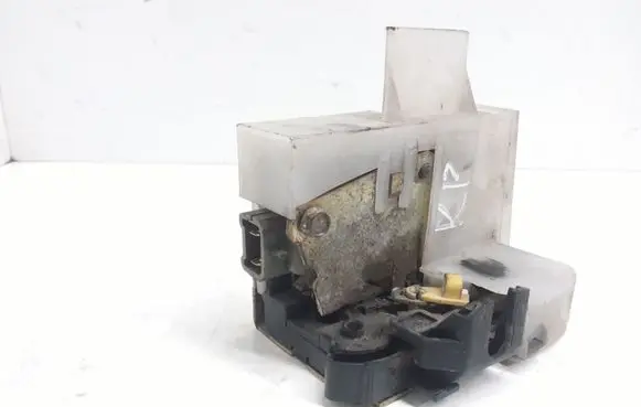Renault Scenic I Front door lock