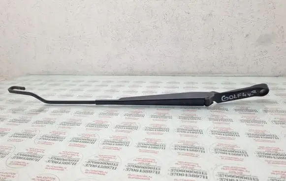 Volkswagen Golf IV Front wiper blade arm 1J1955409A
