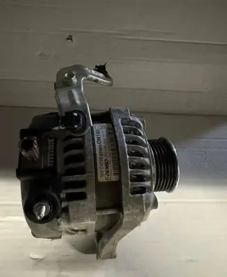 Toyota Verso Generator/alternator 270600N100