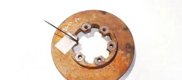 Nissan King Cab, Navara Front brake disc ventiliuojamas