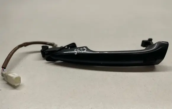 Lexus IS 220D-250-350 Front door exterior handle