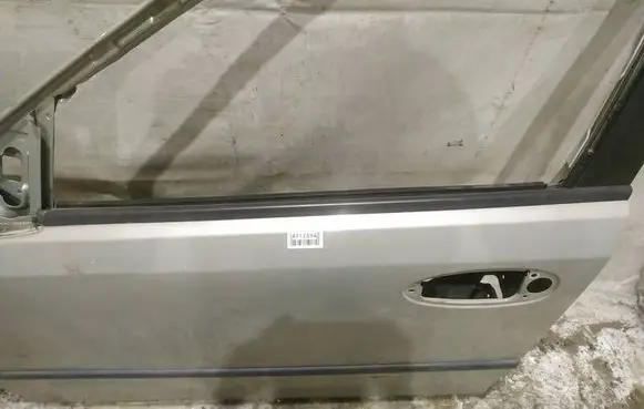 Saab 9-3 Ver2 Front door glass trim molding