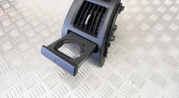 Toyota Prius+ (ZVW40) Dashboard side air vent grill/cover trim 5562047060 5562047090 GN62113270