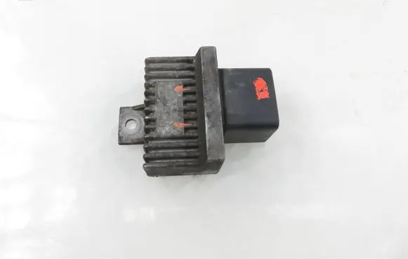 Renault Trafic II (X83) Glow plug pre-heat relay 7700115078