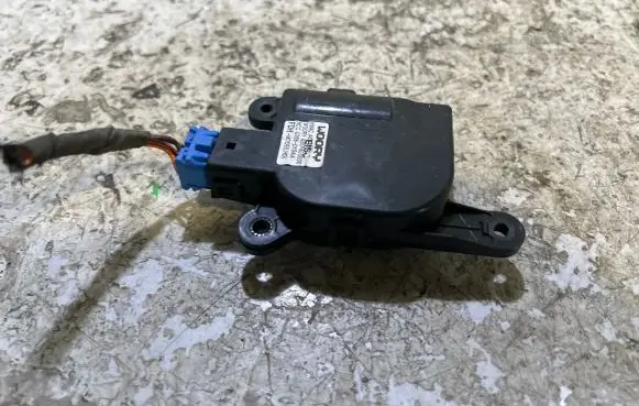 KIA Ceed Air flap motor/actuator D266DY9AA AB1P400000