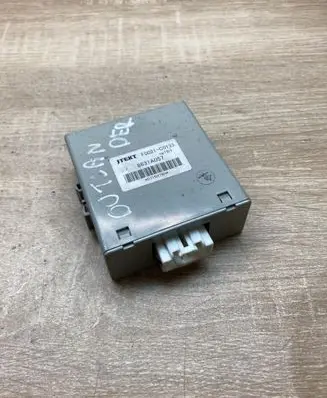 Mitsubishi Outlander Other control units/modules 8631A057 F0021C0133